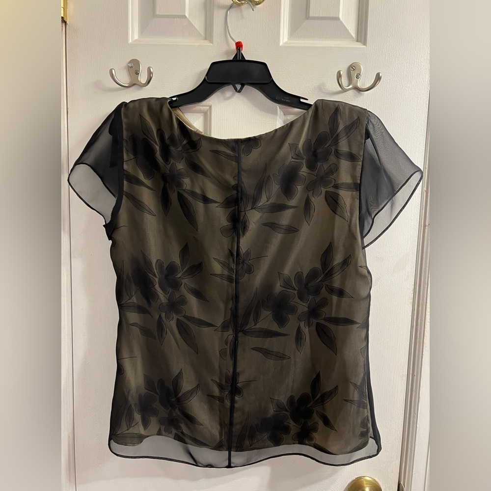 Just In! Talbots Petites Elegant Black Sheer Floral Beaded Blouse - Size 12P - Picture 3 of 6